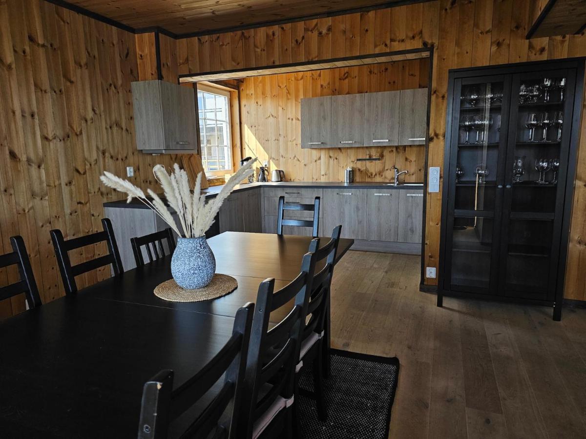 Fab 8 Sardinfabrikken - Fedje Island Aparthotel Ngoại thất bức ảnh